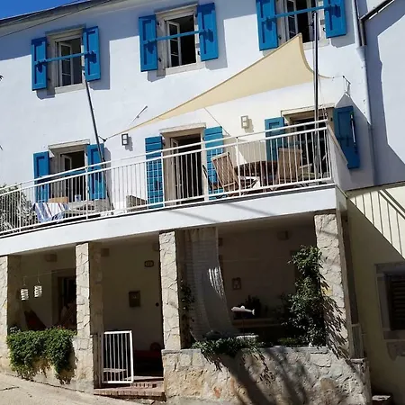 Ferienhaus Ca' Flora Nerezine